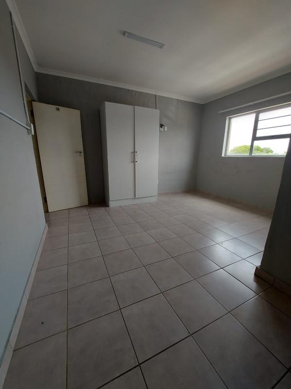 To Let 0 Bedroom Property for Rent in Goodwood Central Western Cape